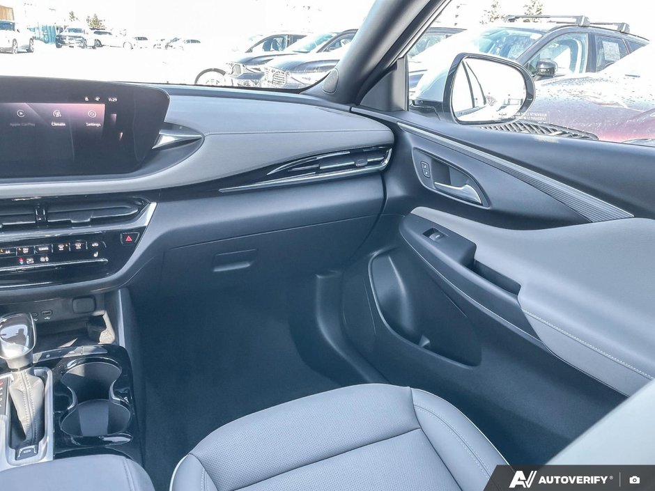 2025 Buick Envista Avenir-24