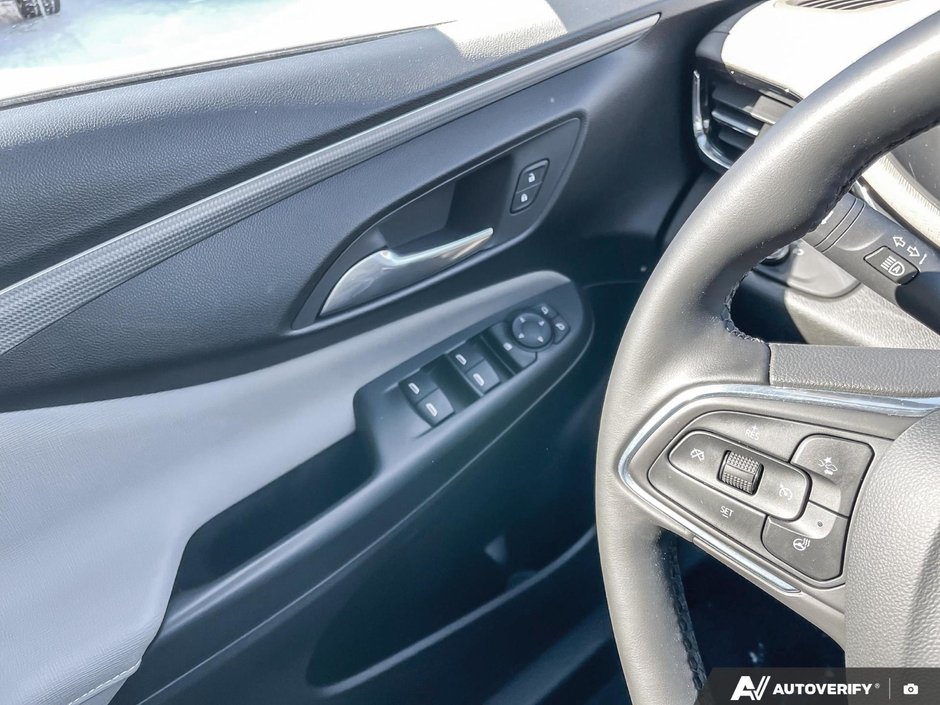 2025 Buick Envista Avenir-16