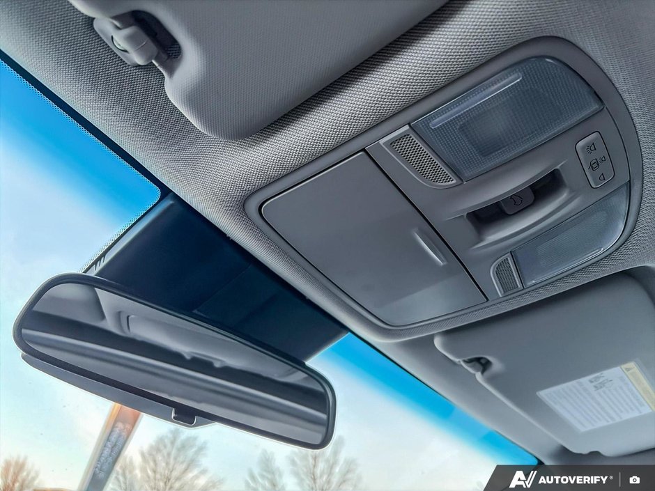 2020 Hyundai Kona Luxury-20