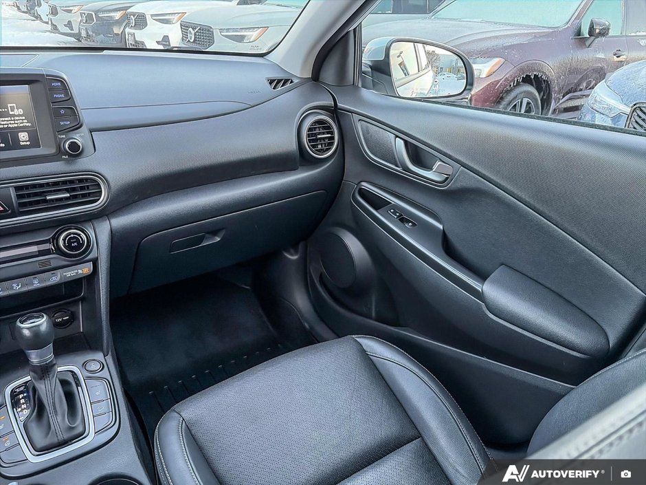 2020 Hyundai Kona Luxury-24