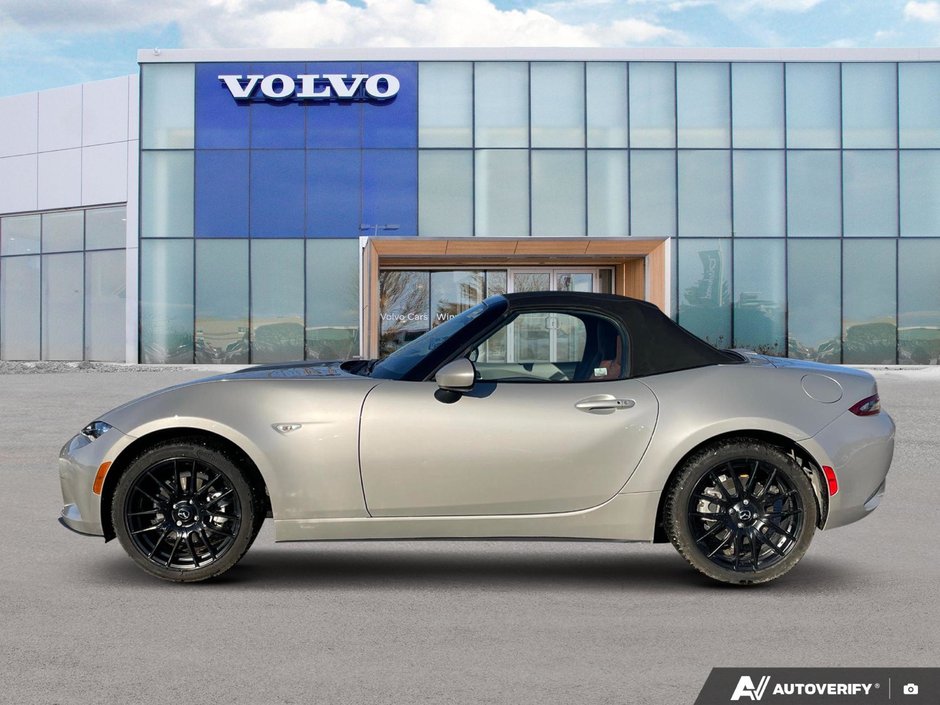 2022 Mazda MX-5 GT-1