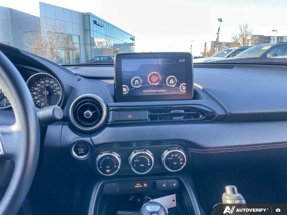 2022 Mazda MX-5 GT-18