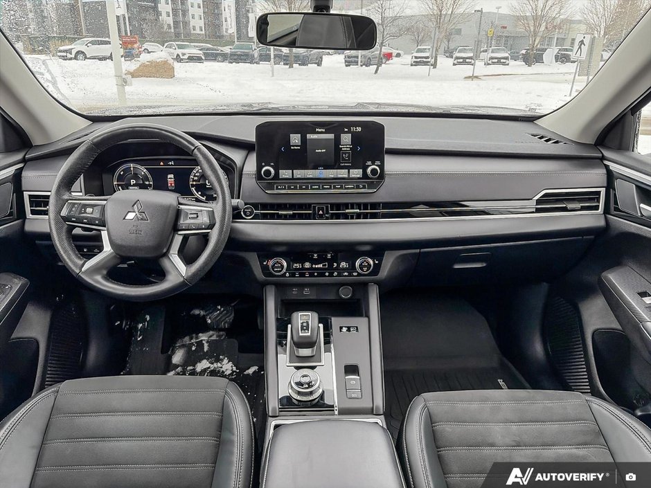 2023 Mitsubishi Outlander PHEV-23