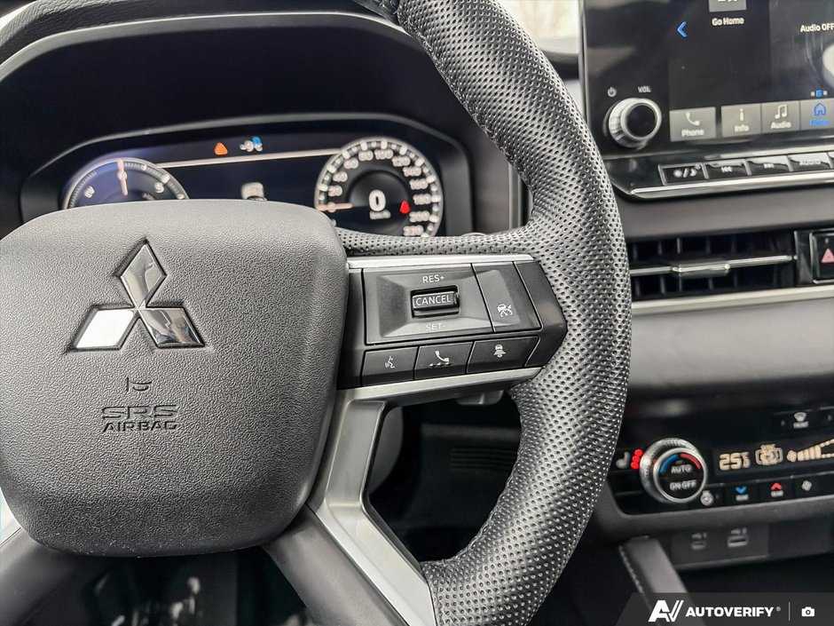 2023 Mitsubishi Outlander PHEV-15