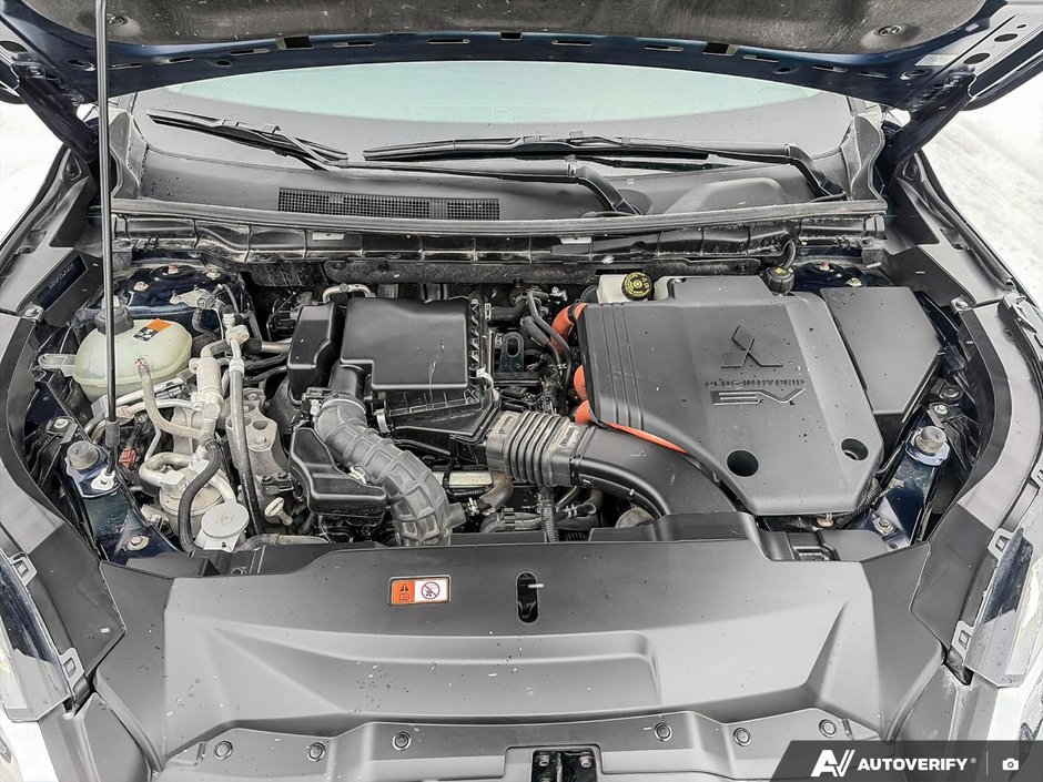 2023 Mitsubishi Outlander PHEV-6