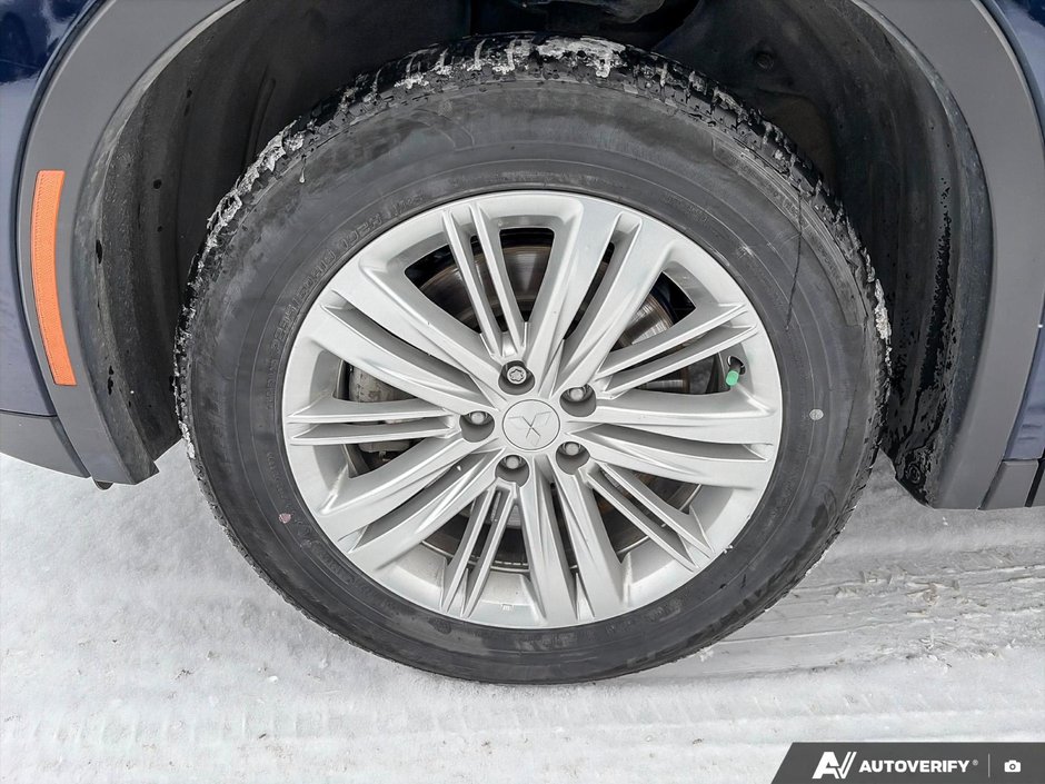 2023 Mitsubishi Outlander PHEV-8