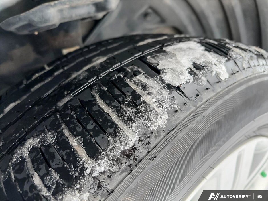 2023 Mitsubishi Outlander PHEV-9