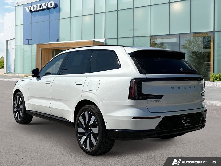 2025 Volvo EX90 Ultra-2