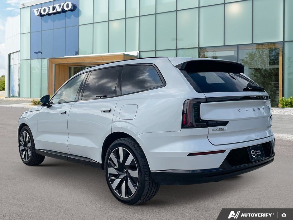 2025 Volvo EX90 Ultra-2