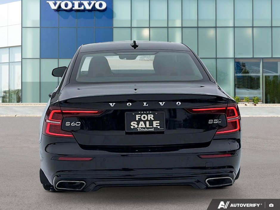 2022 Volvo S60-3