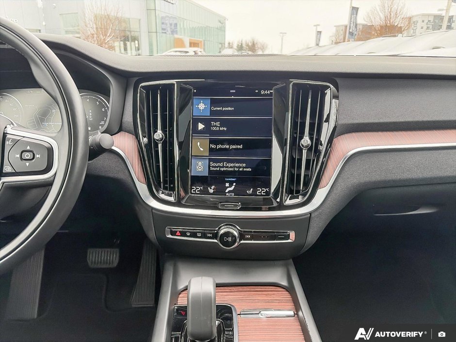 2022 Volvo S60-18