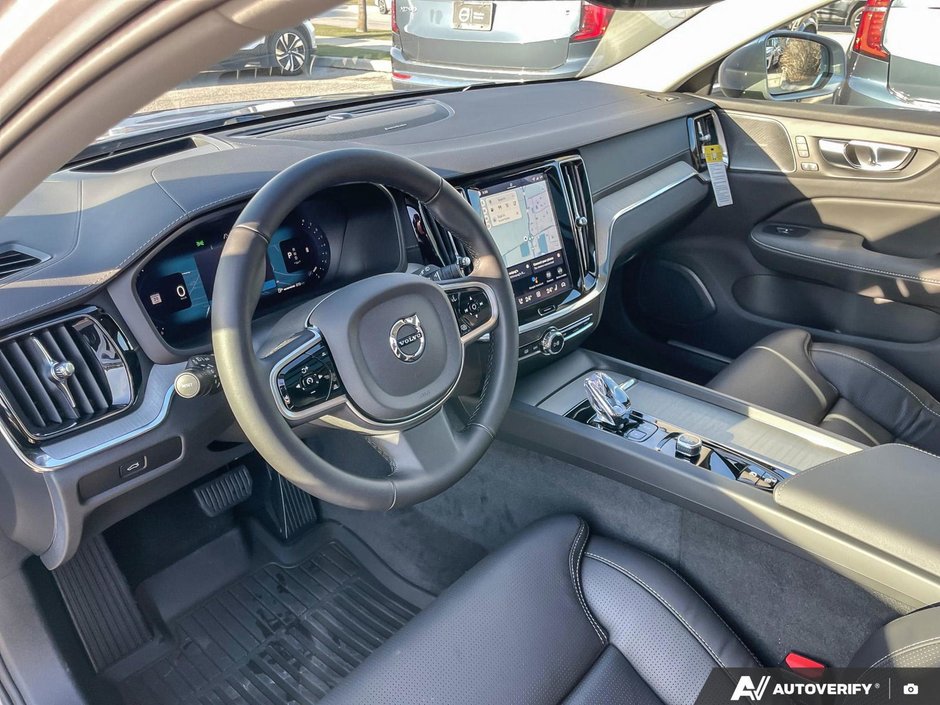 2026 Volvo V60 Cross Country Ultra-13