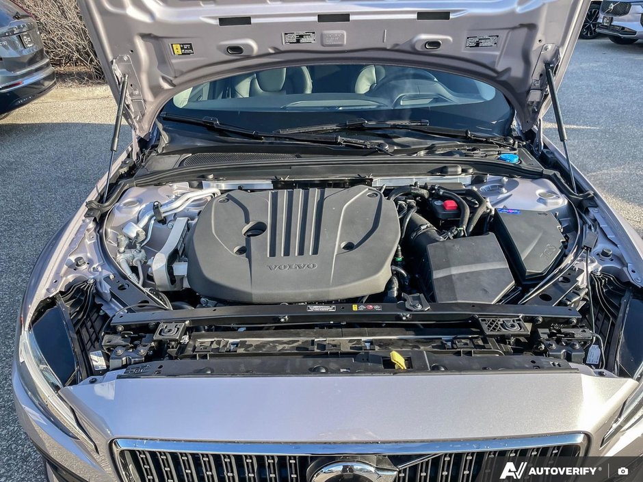 2026 Volvo V60 Cross Country Ultra-7