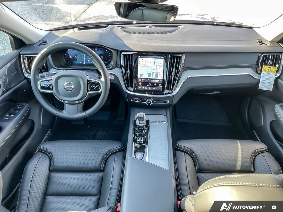 2026 Volvo V60 Cross Country Ultra-24