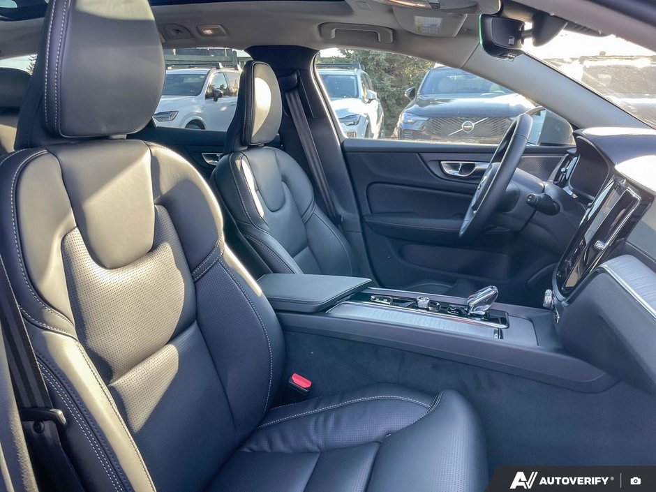 2026 Volvo V60 Cross Country Ultra-22