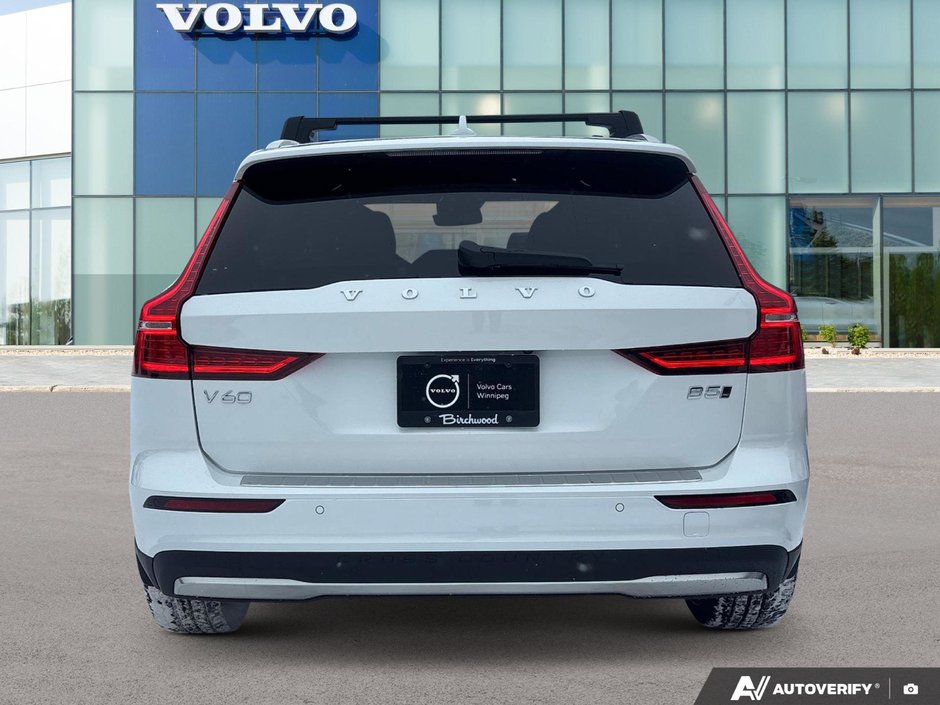 2026 Volvo V60 Cross Country Ultra-4