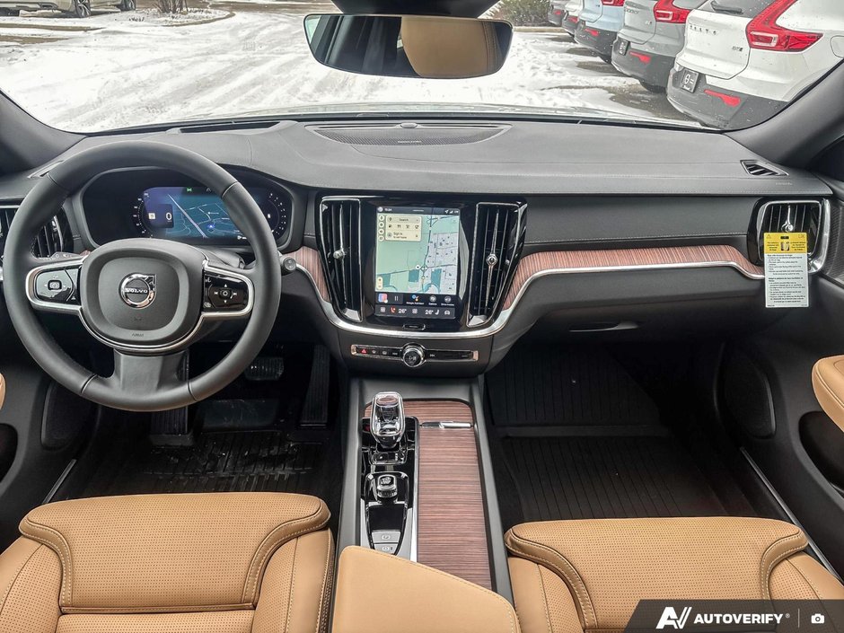 2026 Volvo V60 Cross Country Ultra-24