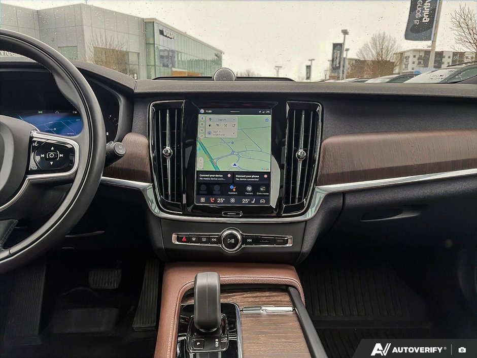 2022 Volvo V90 Cross Country B6 CC-18