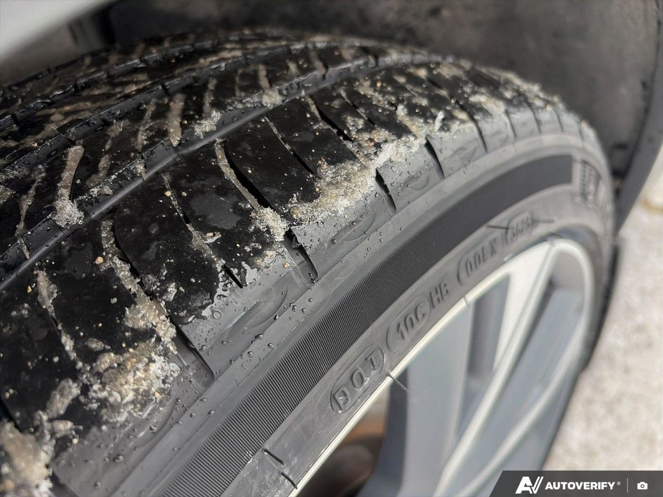 2022 Volvo V90 Cross Country B6 CC-9