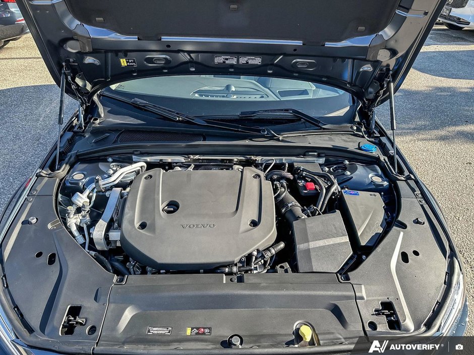 2026 Volvo V90 Cross Country Ultra-7