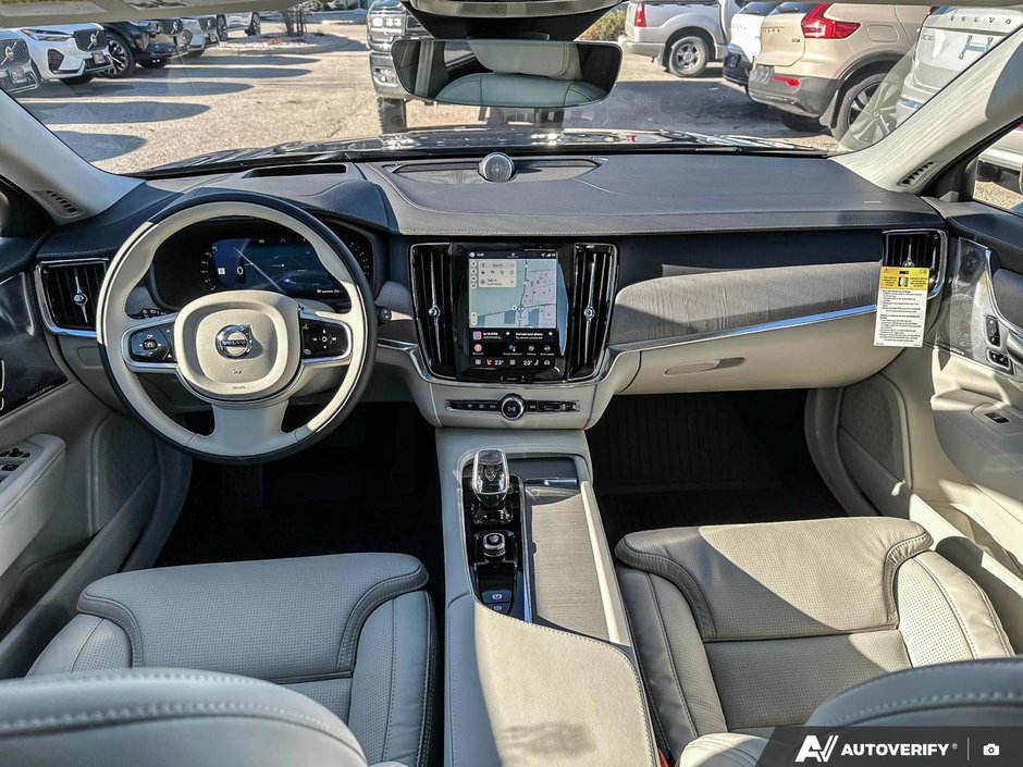 2026 Volvo V90 Cross Country Ultra-24