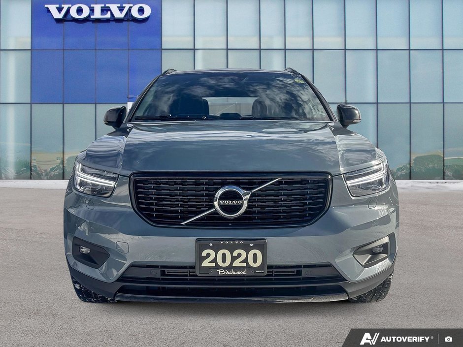 2020 Volvo XC40 R-Design-4