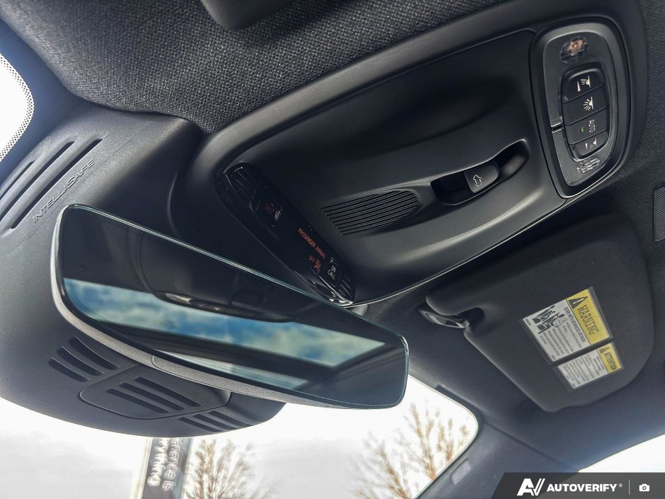 2020 Volvo XC40 R-Design-20