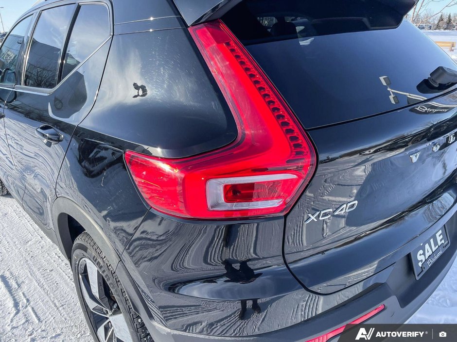 2020 Volvo XC40 Momentum-11