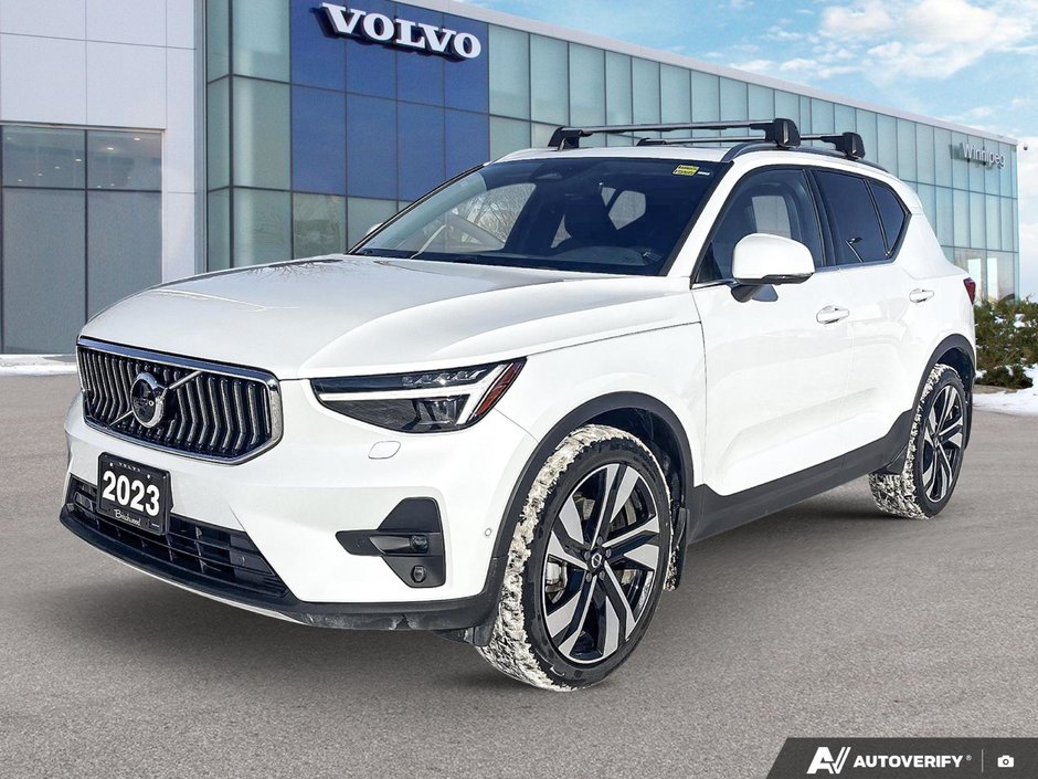 2023 Volvo XC40 Ultimate Bright Theme-0