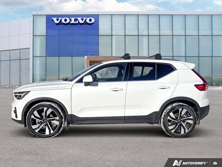 2023 Volvo XC40 Ultimate Bright Theme-1