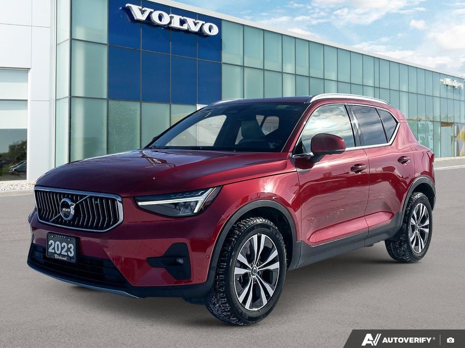 2023 Volvo XC40 Ultimate Bright Theme-0