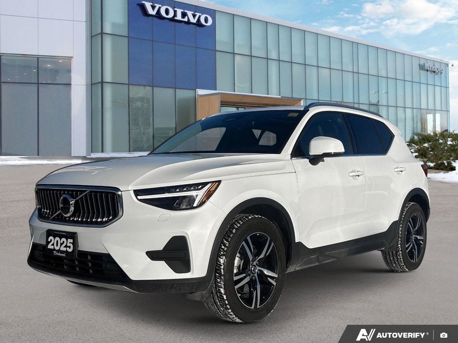 2025 Volvo XC40 Core Bright Theme-0