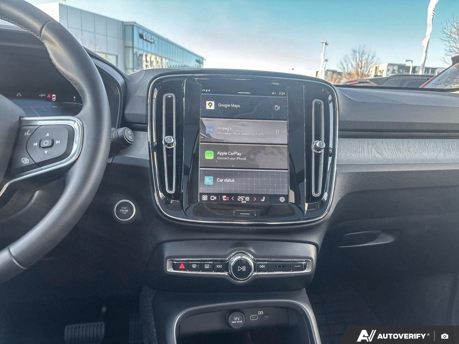 2025 Volvo XC40 Core Bright Theme-19