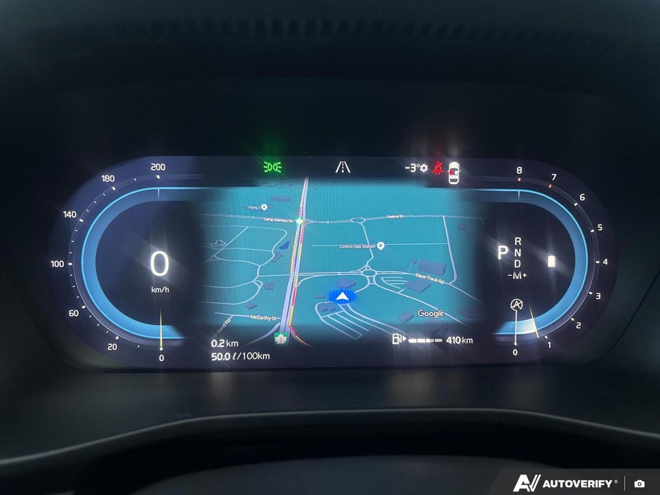 2025 Volvo XC40 Plus Dark Theme-15