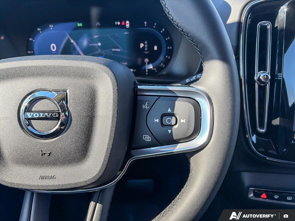 2025 Volvo XC40 Core Bright Theme-15