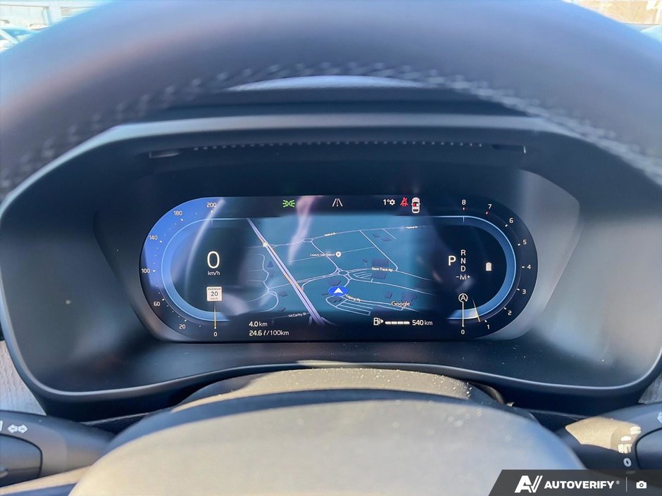 2025 Volvo XC40 Core Bright Theme-14