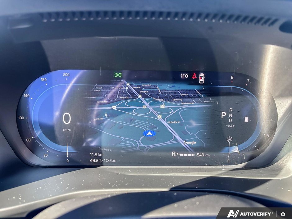 2025 Volvo XC40 Plus Bright Theme-14