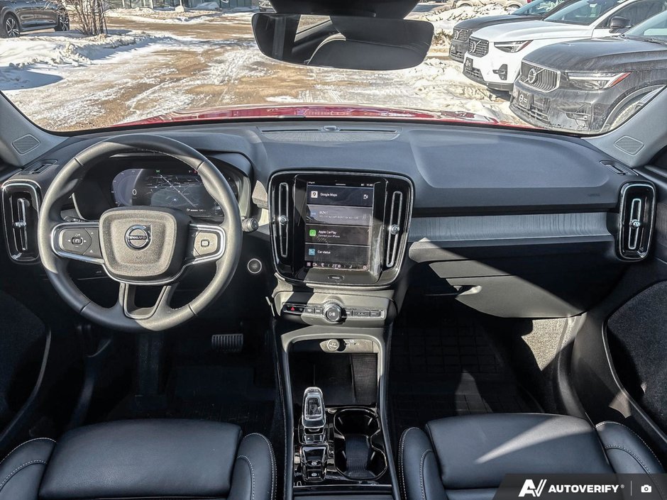 2025 Volvo XC40 Plus Bright Theme-23