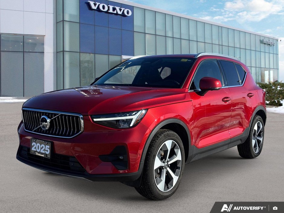 2025 Volvo XC40 Plus Bright Theme-0