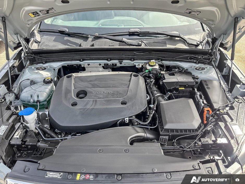 2025 Volvo XC40 Core Bright Theme-6