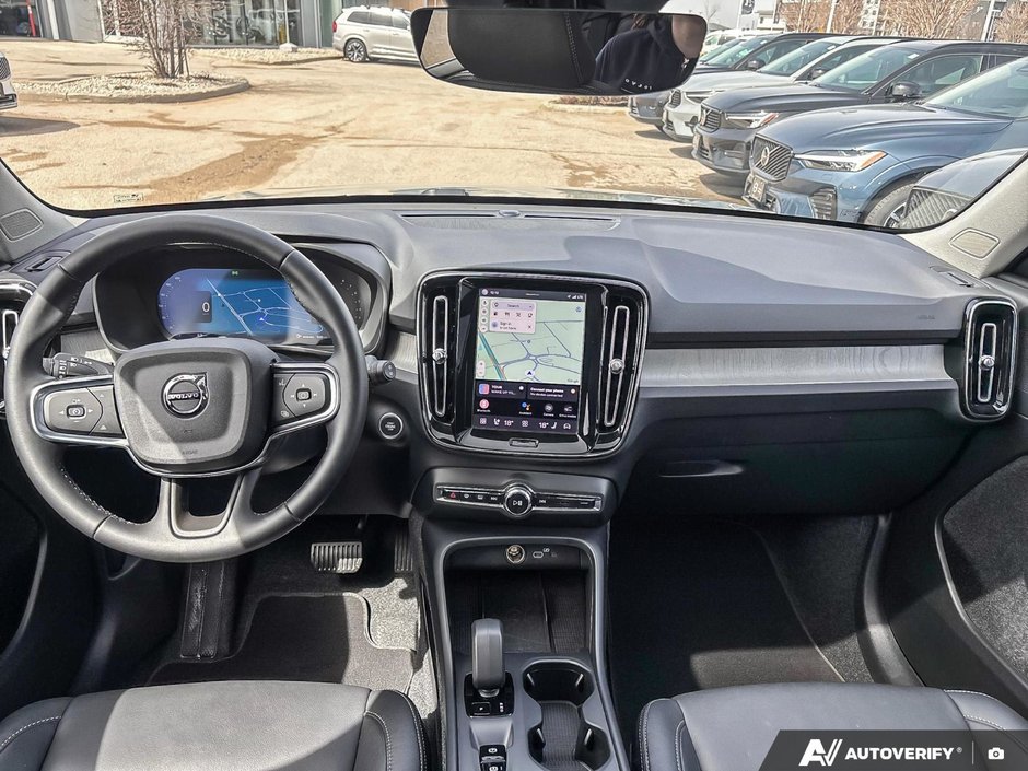 2025 Volvo XC40 Core Bright Theme-23