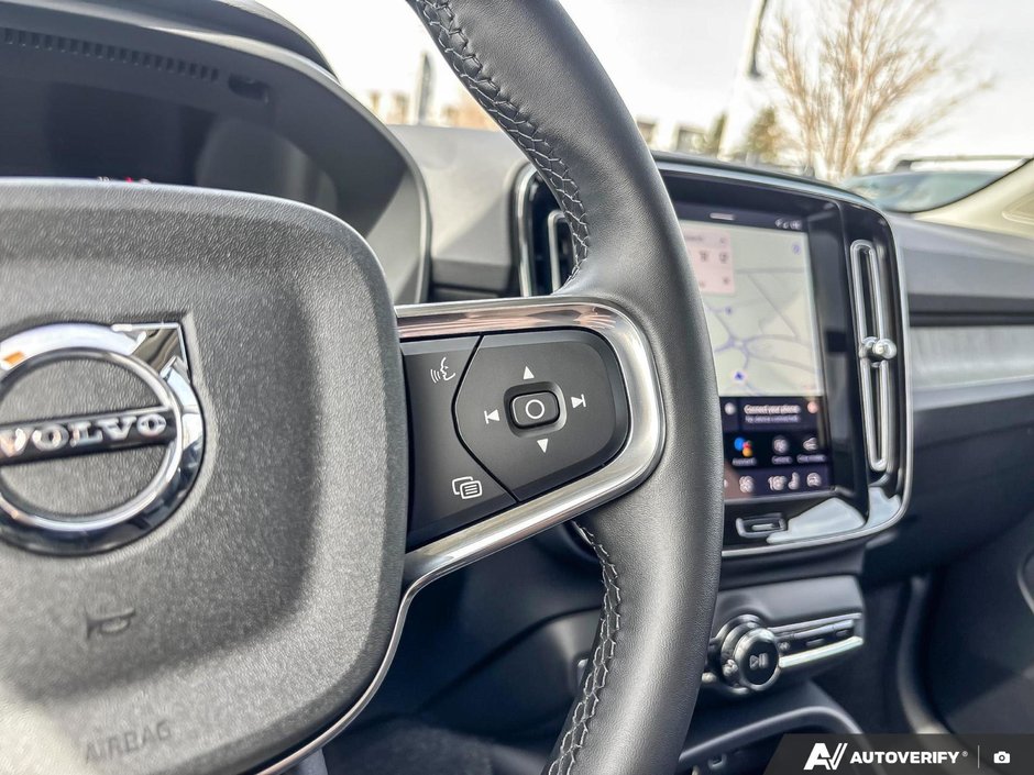 2025 Volvo XC40 Core Bright Theme-15