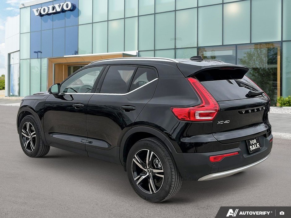 2025 Volvo XC40 Core Bright Theme-3