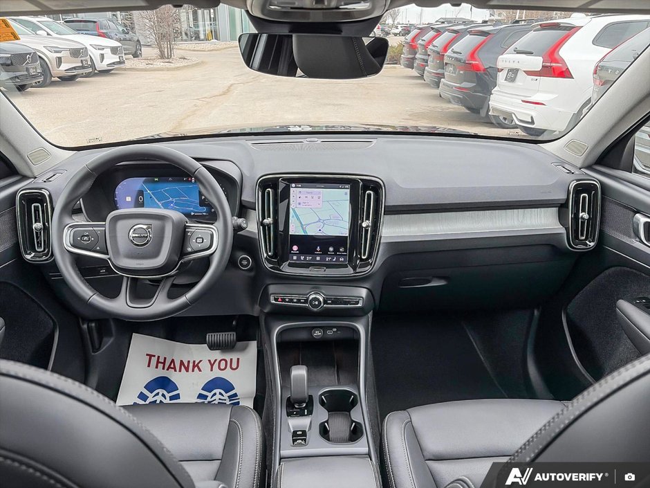 2025 Volvo XC40 Core Bright Theme-24