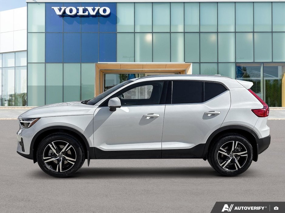 2025 Volvo XC40 Core Bright Theme-1