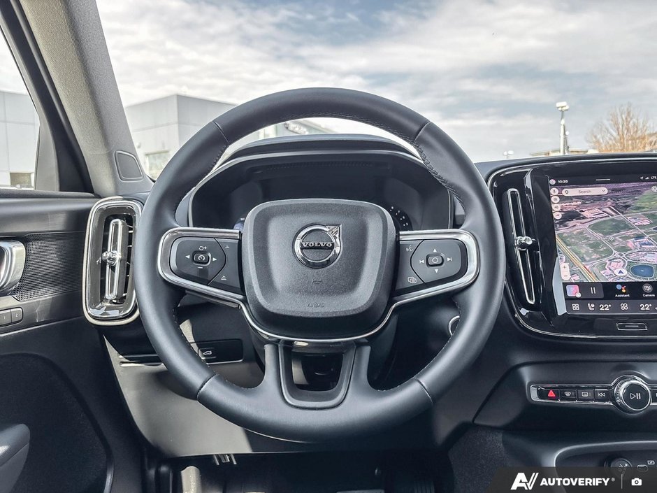 2025 Volvo XC40 Core Bright Theme-13
