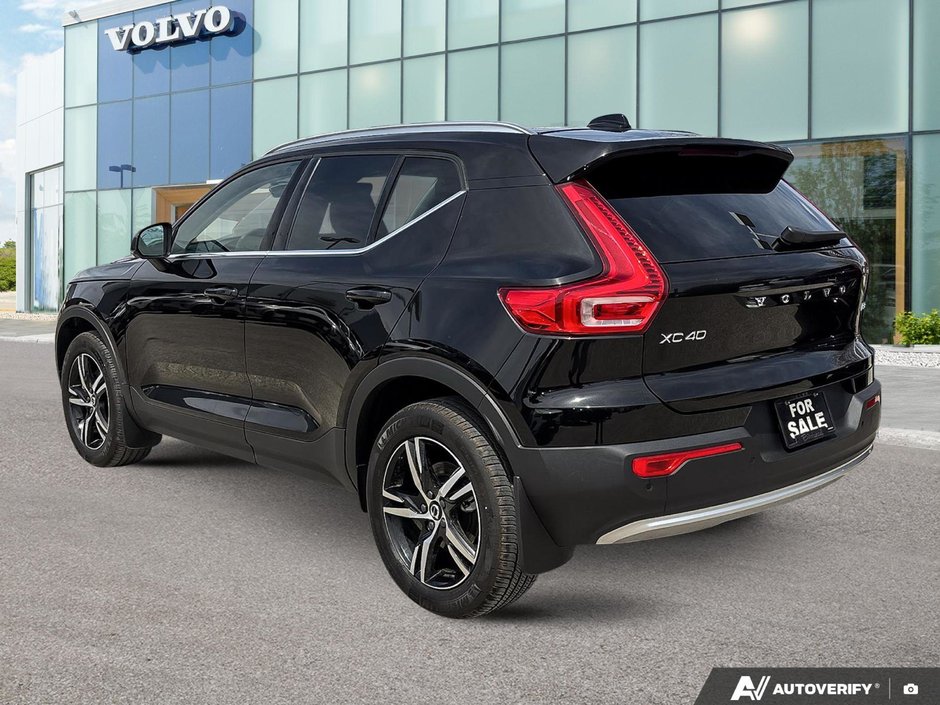 2025 Volvo XC40 Core Bright Theme-2