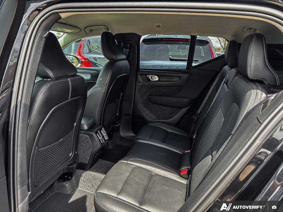 2025 Volvo XC40 Core Bright Theme-22