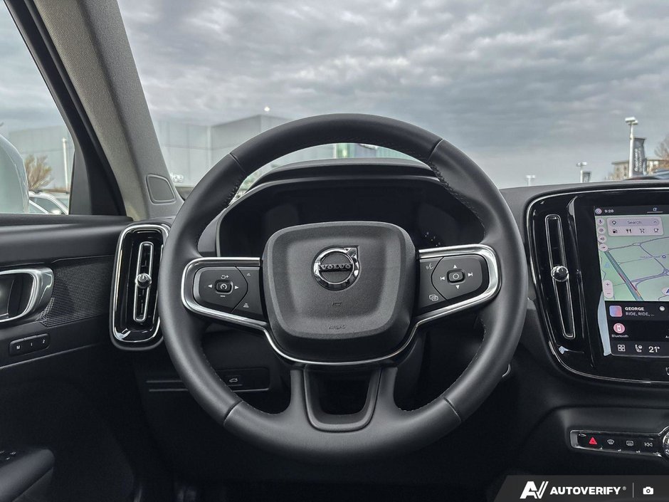 2025 Volvo XC40 Core Bright Theme-13