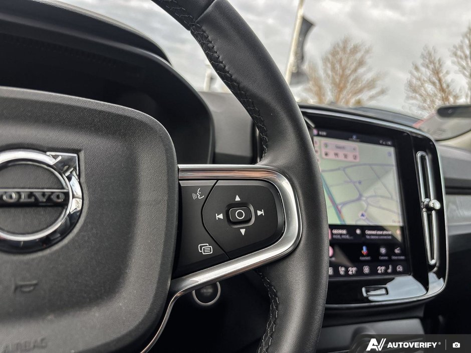 2025 Volvo XC40 Core Bright Theme-15